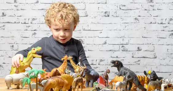 Динозаврик — друг защитника Отечества